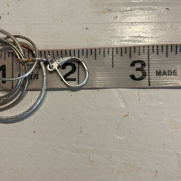 2” silver tone earrings with 5 open hoop dangle earrings w/lever back closures - Picture 10 of 11